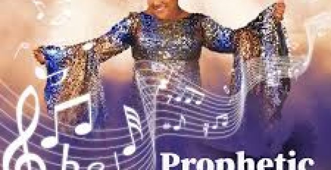 Download Music Mp3- Chioma Jesus – Favour Me Video & Lyrics