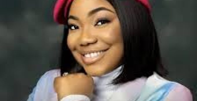 Download Music Mp3- Mercy Chinwo – Oke Mmiri Video & Lyrics