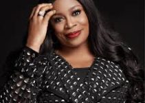 Download Music Mp3- Sinach – Hark The Herald Angels Sing Video & Lyrics